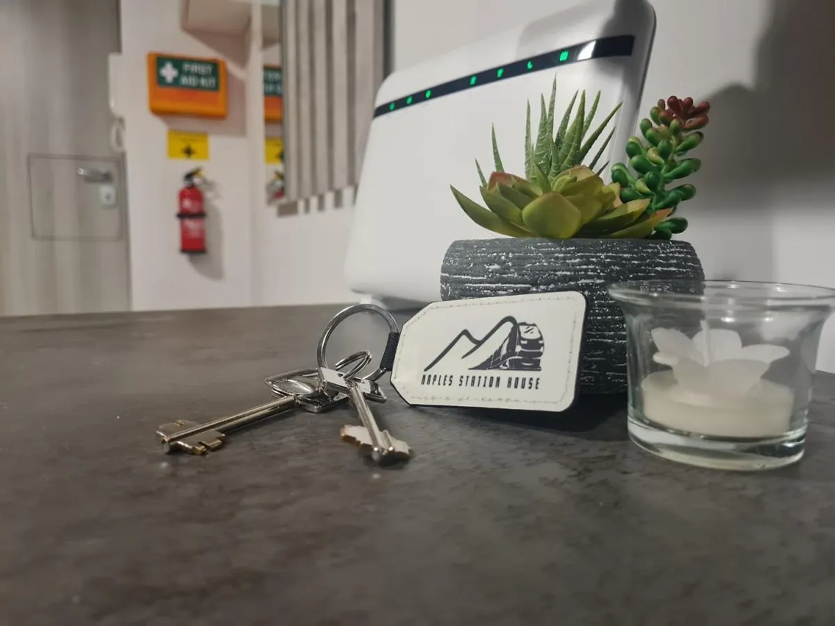 Apartamento Naples Station House 0*,