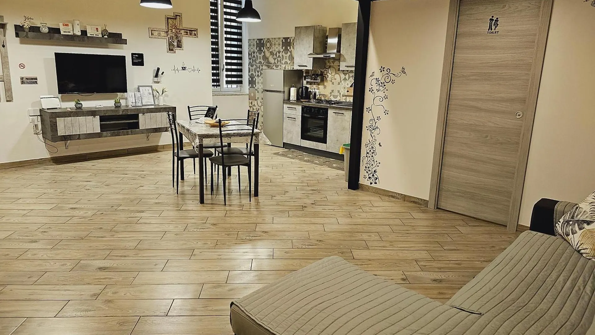 Naples Station House Apartment